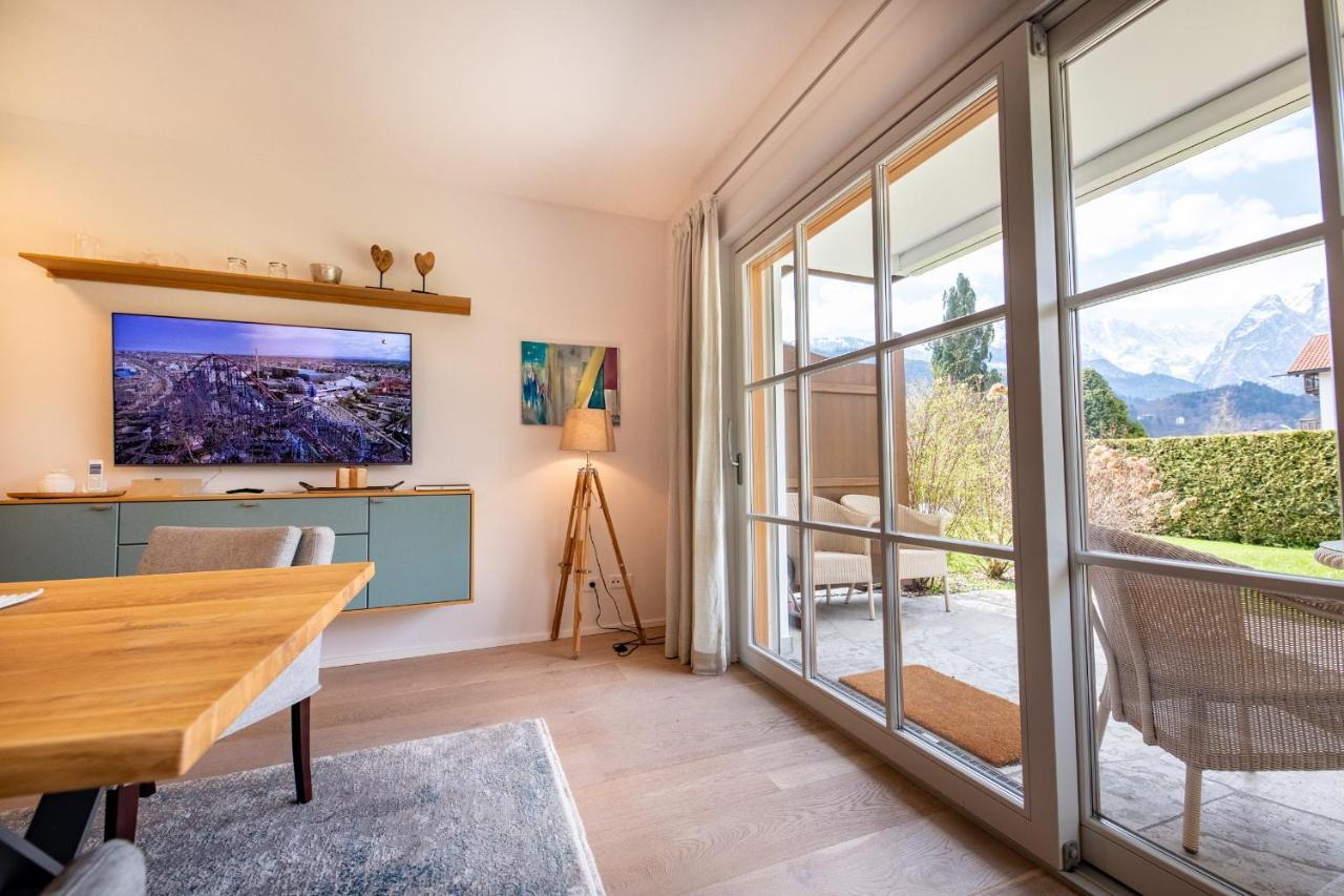 Koenigsblick Apartment การ์มิช-พาร์เทนเคียร์เชน ภายนอก รูปภาพ