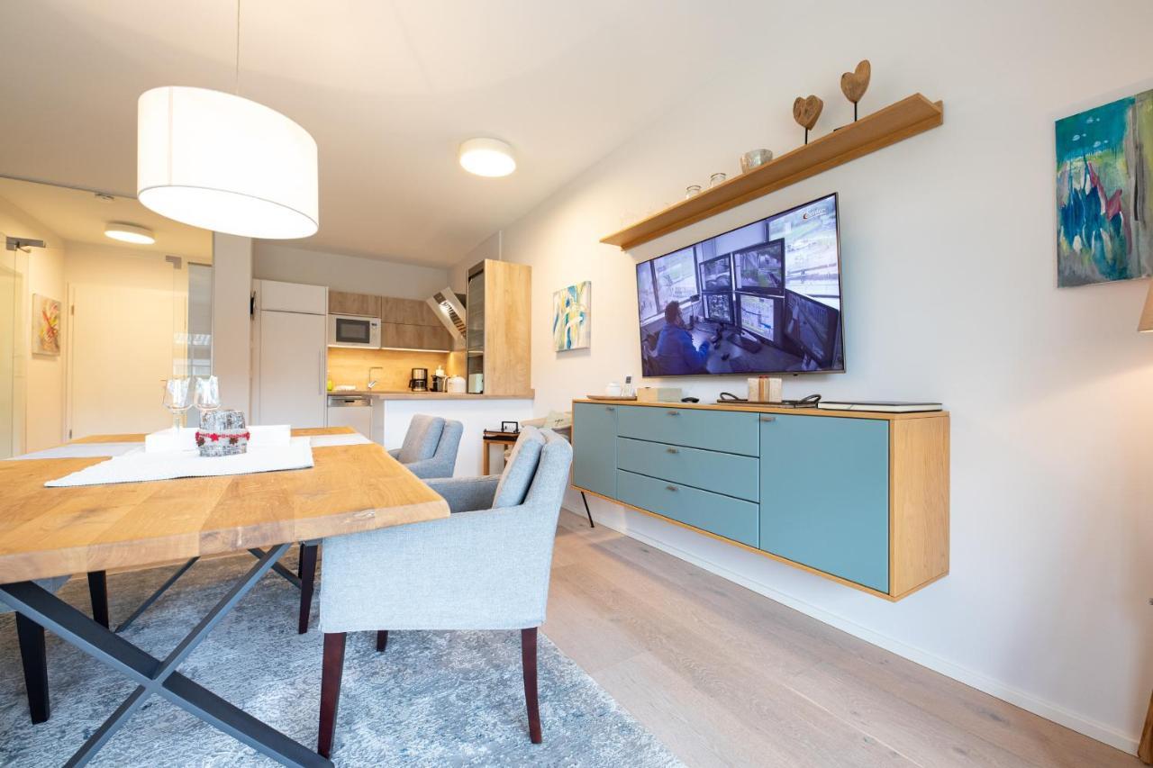 Koenigsblick Apartment การ์มิช-พาร์เทนเคียร์เชน ภายนอก รูปภาพ